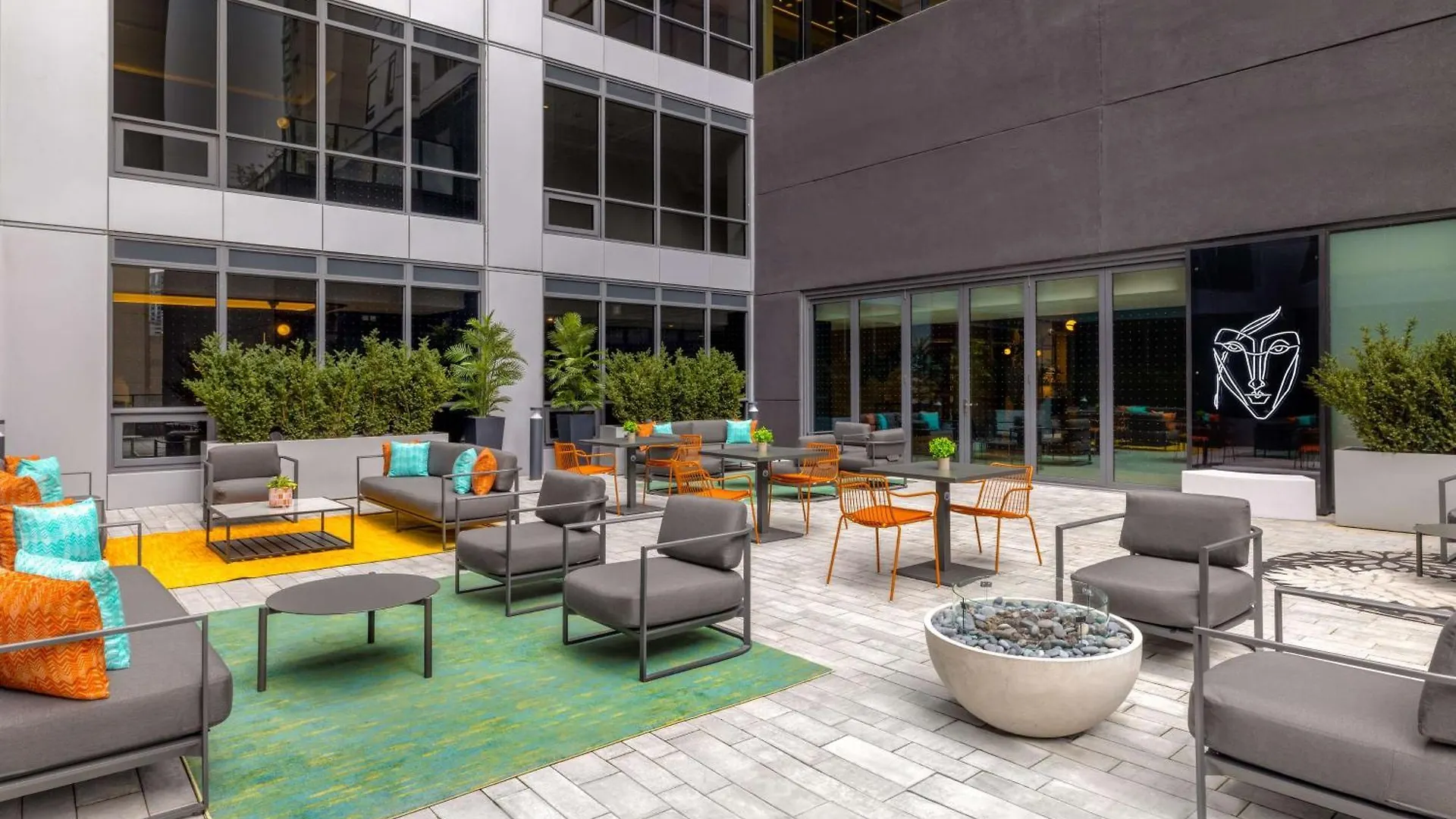 Canopy By Hilton Toronto Yorkville Canada